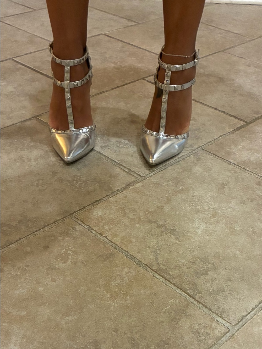 Source Unknown Metallic Silver Studded T-Strap Pointed Heels
